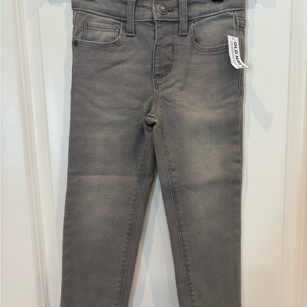 Old Navy Gray Denim Jeans. NWT. 4T